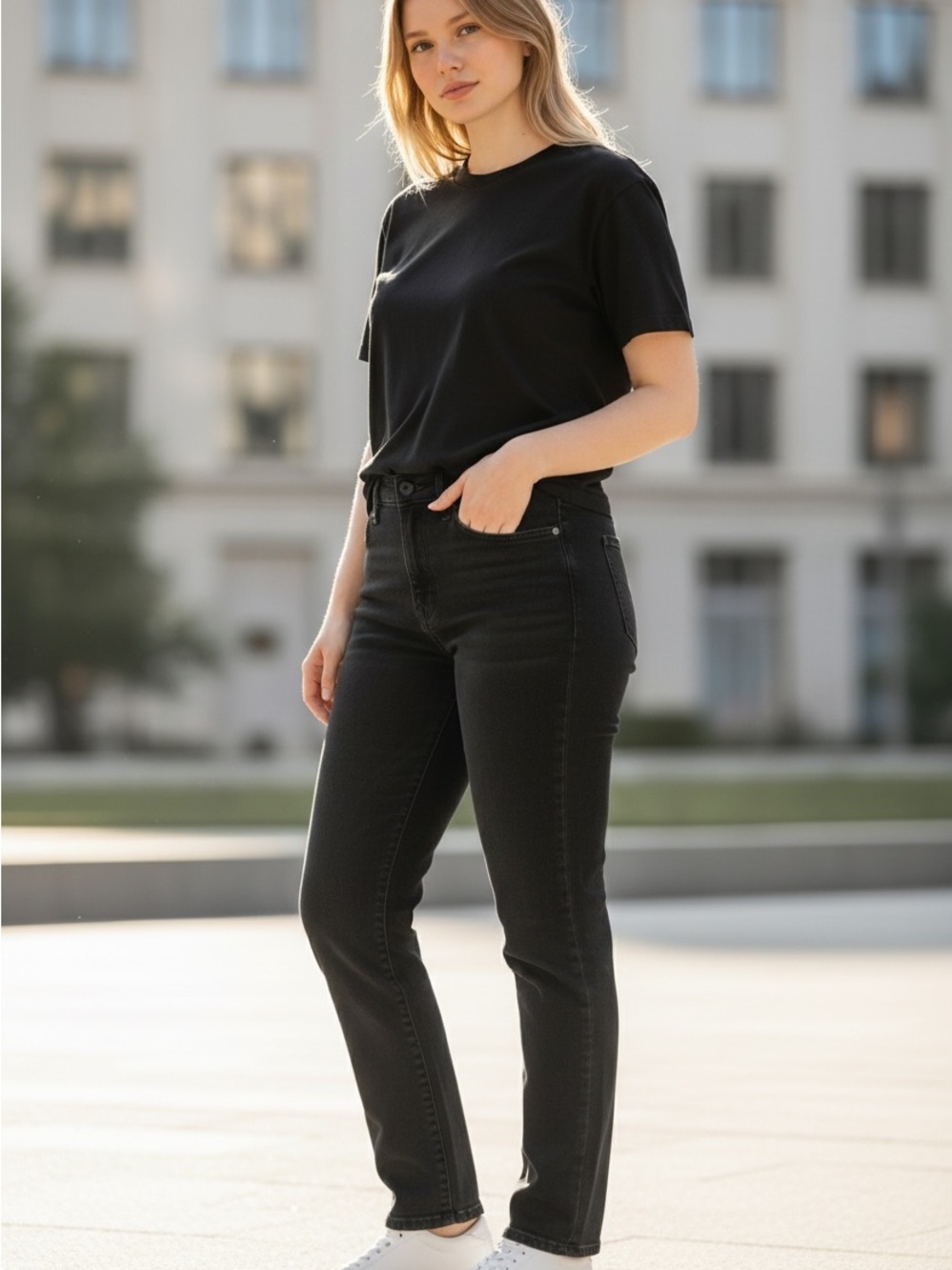Levi's Black Straight-Leg High-Rise Women’s Jeans